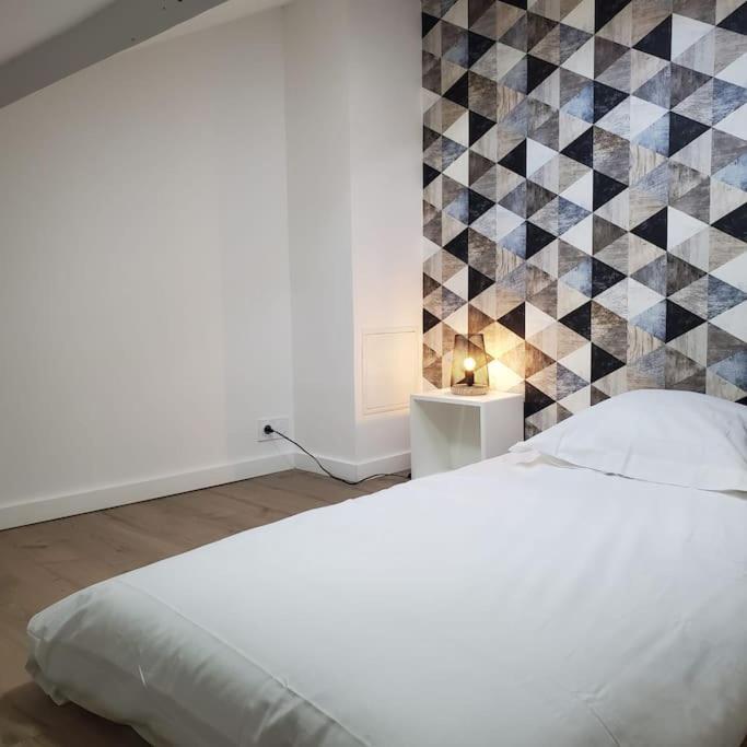 Апартаменты L'Atelier B Magnifique Loft Avec Terrasse Privee Сент-Этьен Экстерьер фото